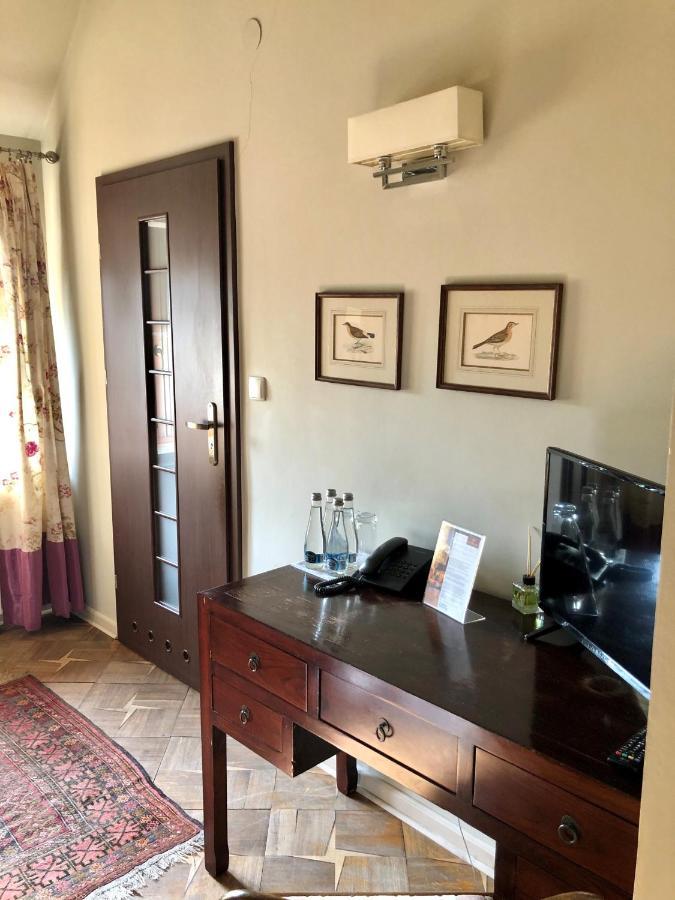 Bronisze Villa Riccona מראה חיצוני תמונה
